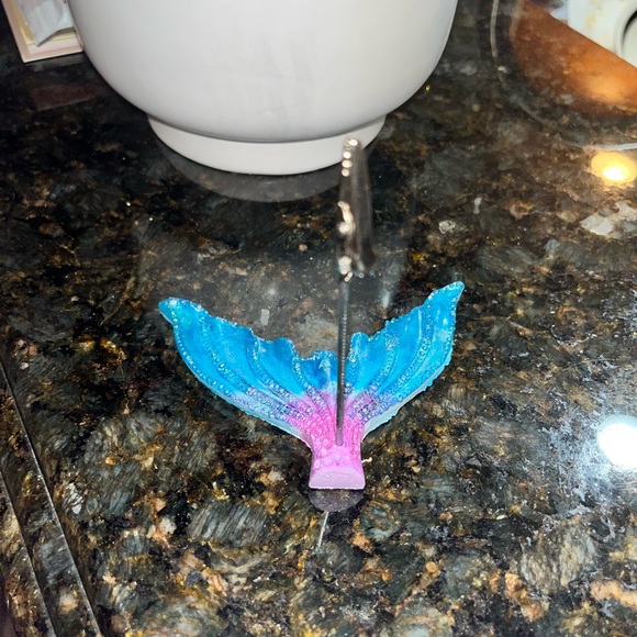 Mermaid 🧜🏽‍♀️ tail photo card holder - Picture 6 of 6